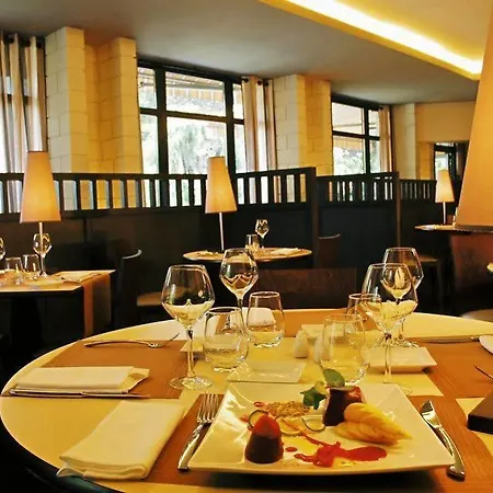 Hotel Le Relais D'avrilly Trévol