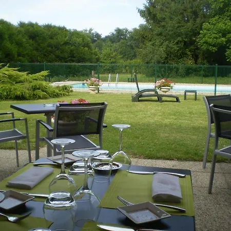 Le Relais D'avrilly Trévol